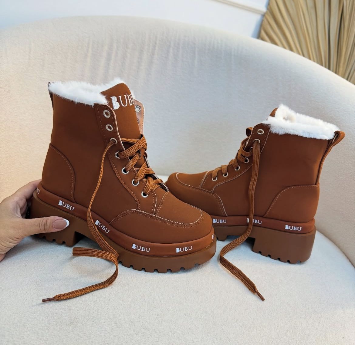 Coturno Feminino Forrado Premium