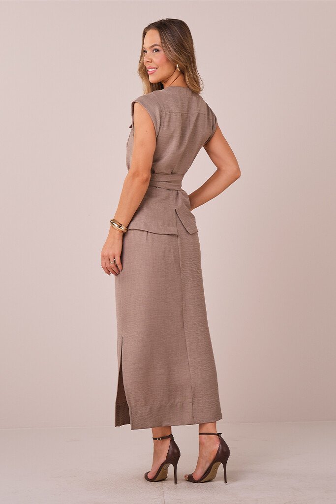 Conjunto Cáqui Maxi Midi na Alfaiataria Estruturado