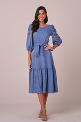 Vestido Azul Maxi Midi no Crepe com Mangas Bordadas