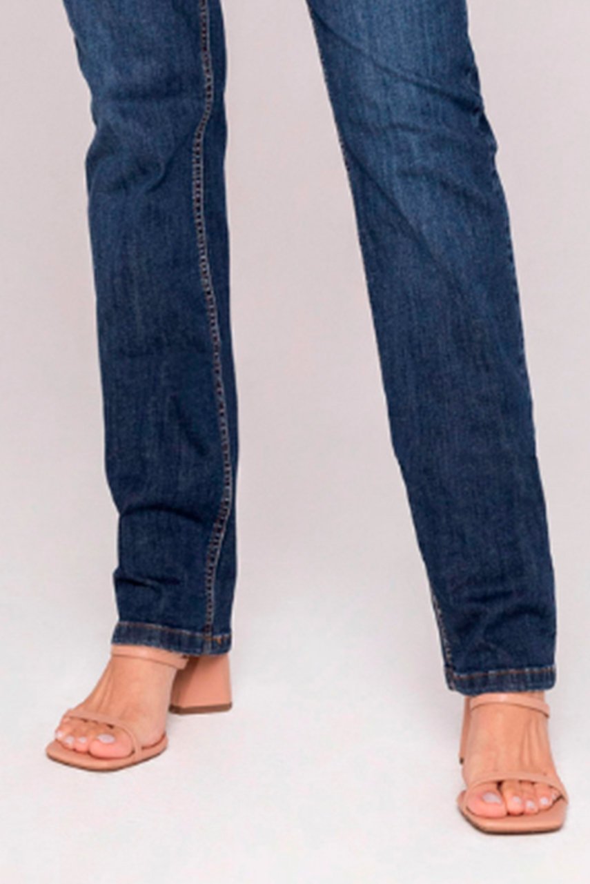 Calça Jeans Reta Com Puídos