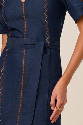 Vestido Mídi Jeans Bordado Com Faixa Titanium Jeans