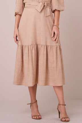 Vestido Bege Maxi Midi no Crepe com Mangas Bordadas