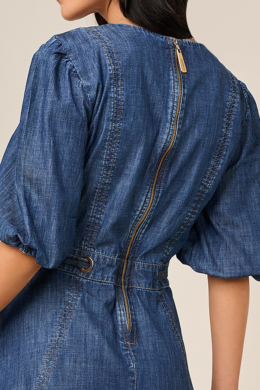 Vestido Godê Jeans Com Ilhós e Faixa Titanium Jeans