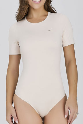Body Feminino Manga Curta Off White Poliamida Sem Transparência Proteção UV50