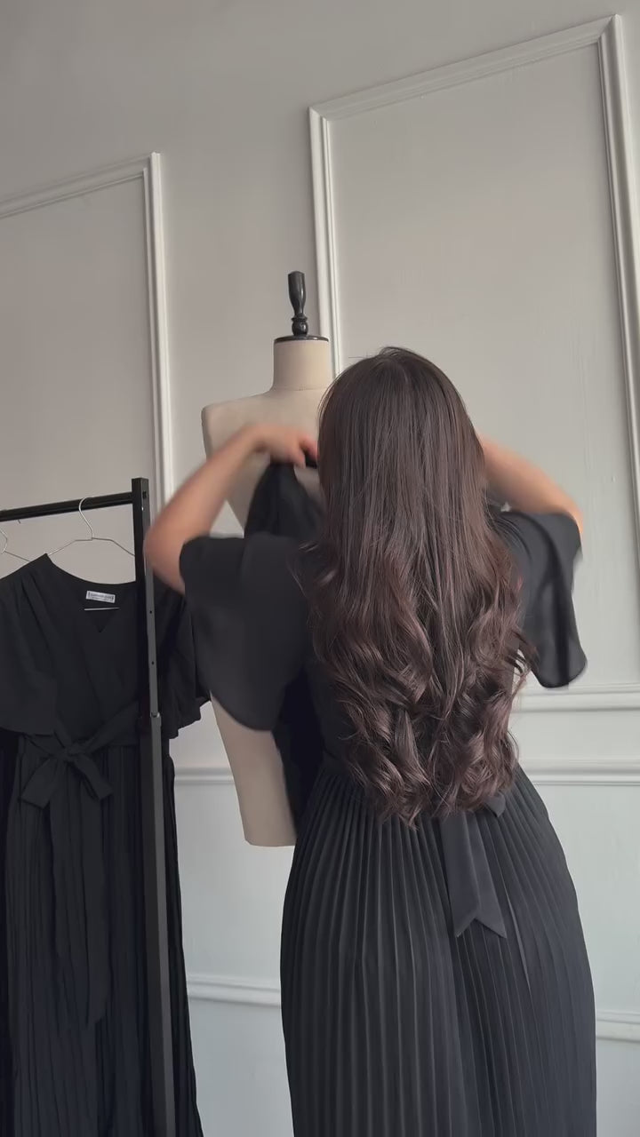 Vestido Aurora Midi Plissado com Manga
